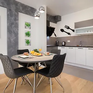 Bepo Luxury Split
