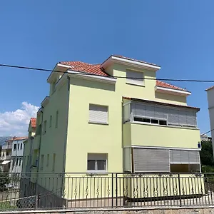 Marjan Apartment